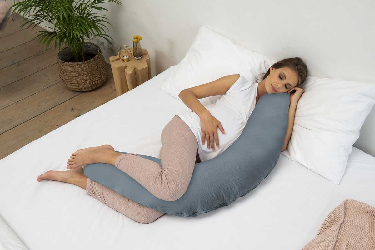 Coussin de maternité, pourquoi l'utiliser et quelle est la meilleure position pour dormir