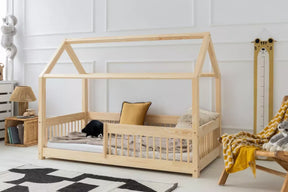 Lit enfant cabane en bois montessori MBW Mila