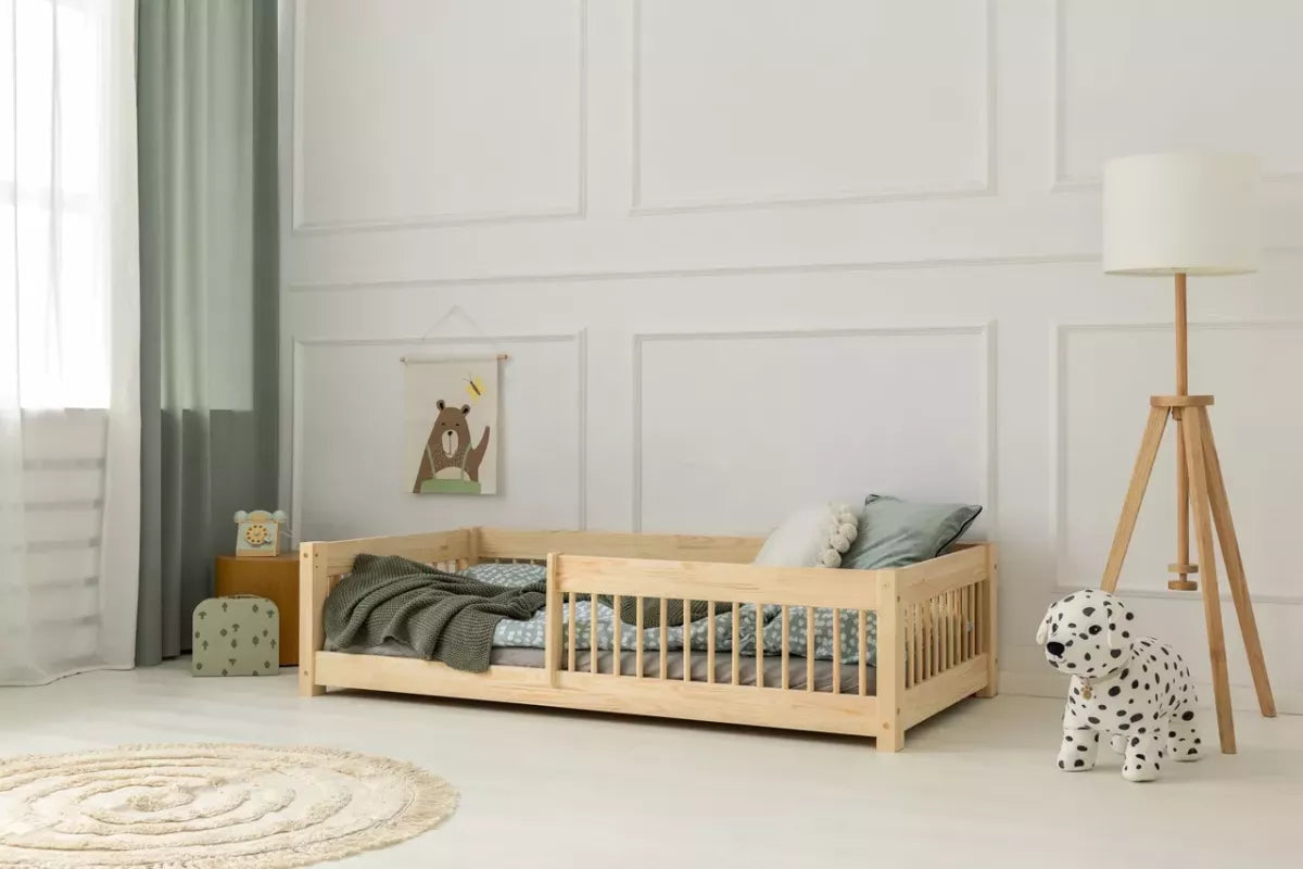 Cama de madeira para crianças Mila Montessori CPW